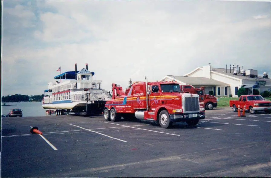 paddacks-wrecker-and-heavy-transport-history-boat2